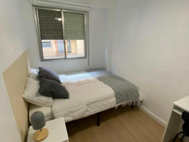 Habitación en alquiler en Paterna, Valencia