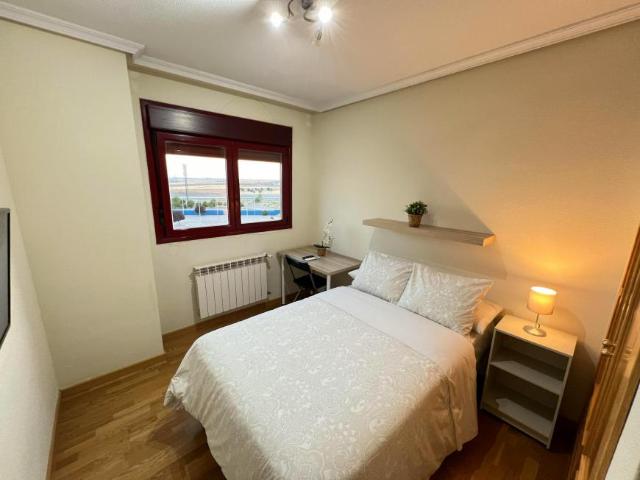 Habitación en alquiler en Urbanización El Quiñón, Seseña