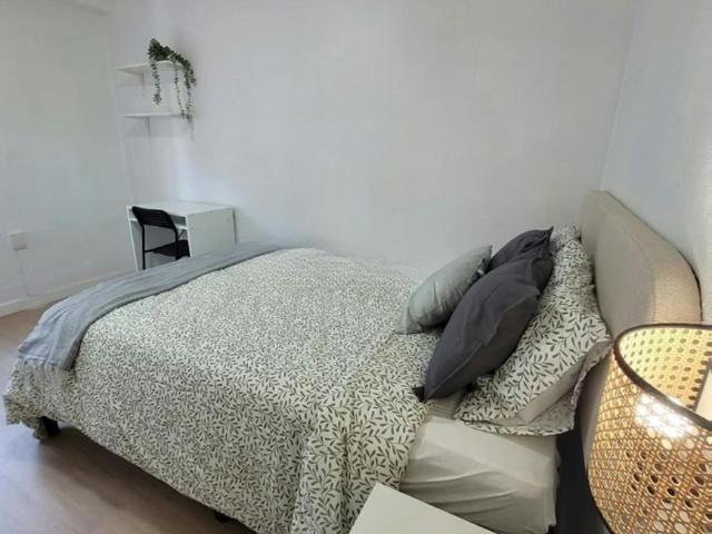 Habitación en alquiler en Torrent, València / Valencia