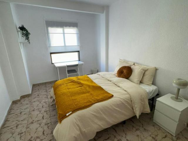 Habitación en alquiler en Xirivella, Barri del Mont de Pietat