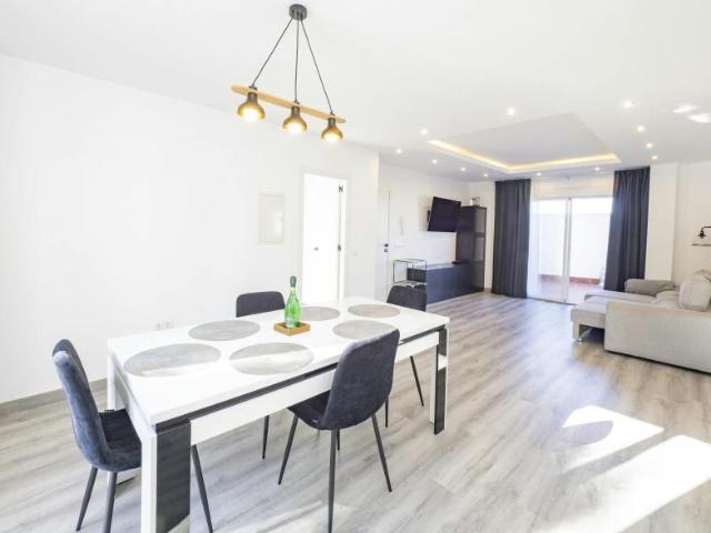 Apartamento en alquiler en Barrio de San Antón, Valle del Guadalhorce