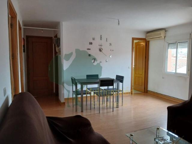 Apartamento en alquiler en Espíritu Santo, Cáceres