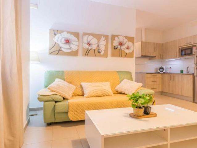 Apartamento en alquiler en A Illa De Arousa, Ciudad Jardín