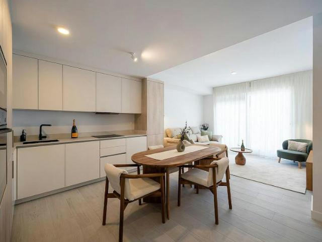 Apartamento en alquiler en Estebuna, Costa del Sol Occidental