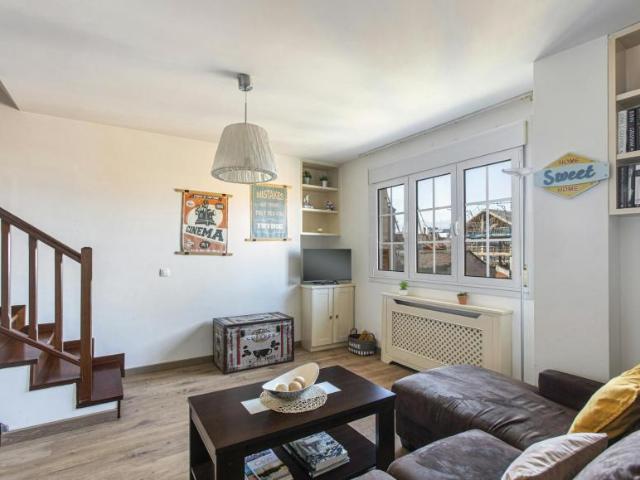 Apartamento en alquiler en Santa Olaya, Gijón