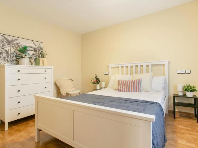 Apartamento en alquiler en L'hospitalet De Llobregat, Pubilla Cases