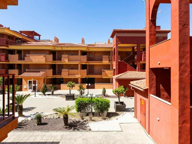 Apartamento en alquiler en Artola, Costa del Sol Occidental