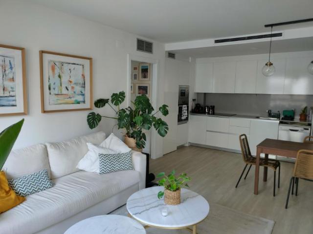 Apartamento en alquiler en La Mina - districte 6, Barcelonès