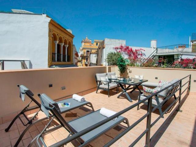 Apartamento en alquiler en Sevilla, Santa Cruz