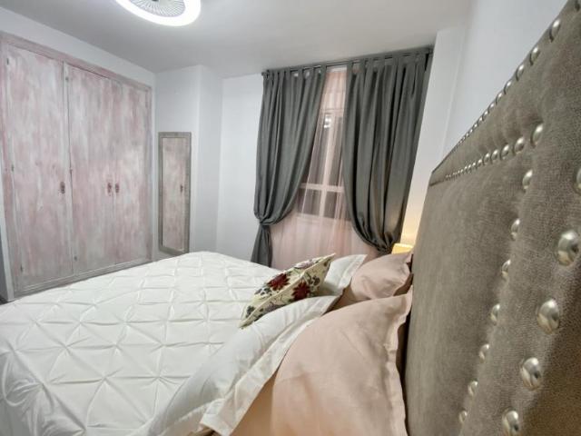 Apartamento en alquiler en Santa Eufemia, Tomares
