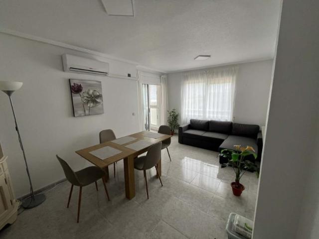Apartamento en alquiler en Residencial Miramar V, Torrevieja