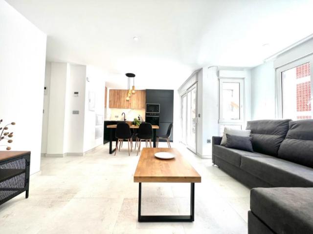 Apartamento en alquiler en Torrevieja, Urbanización Calas Blancas