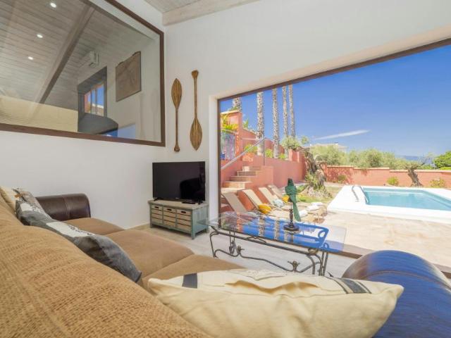 Casa en alquiler en Málaga, La Alquería