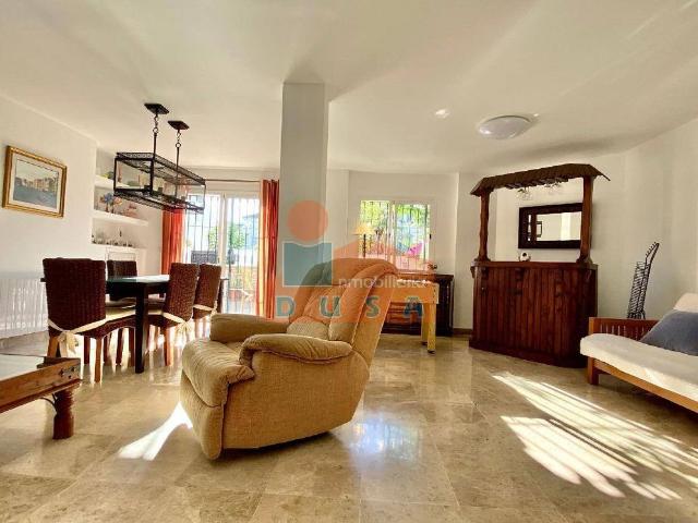Casa en alquiler en Nueva Andalucía, Costa del Sol Occidental