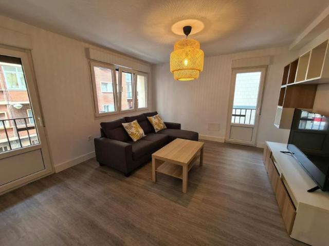 Apartamento en alquiler en Gijón, Laviada