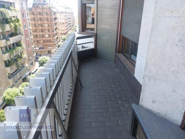 Apartamento en alquiler en Centro, León