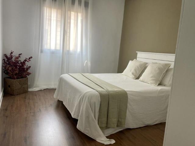 Apartamento en alquiler en Oviedo, Pumarín