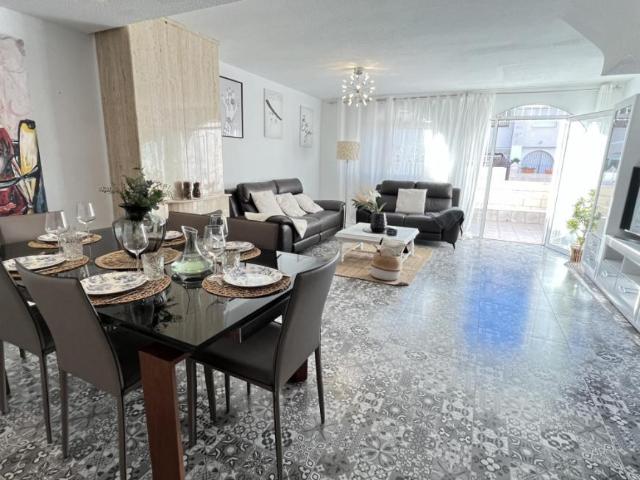 Casa en alquiler en Alicante, Valencia