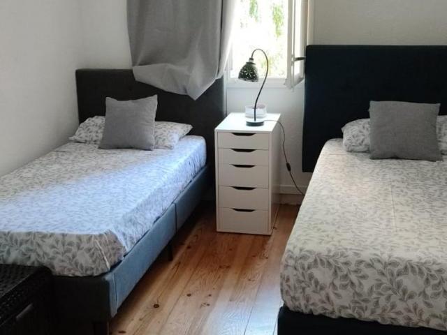 Casa en alquiler en Barcelona, la Salut