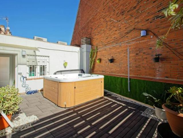 Casa en alquiler en Barcelona, la Teixonera