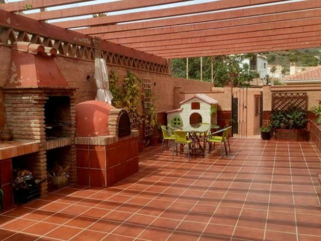 Casa en alquiler en Velilla-Taramay, Comarca de la Costa Granadina