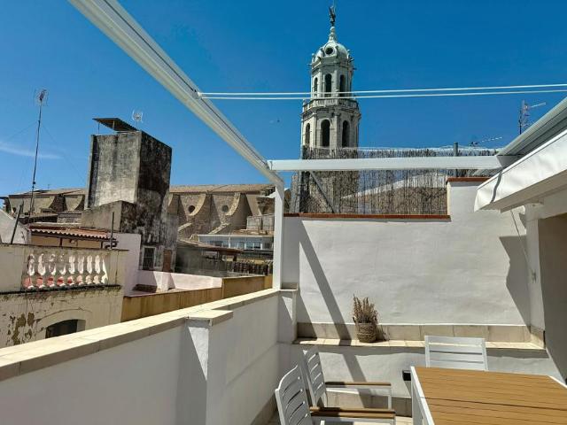 Casa en alquiler en Vilanova I La Geltrú, Centrevila Casa en alquiler en Vilanova I La Geltrú, Centrevila