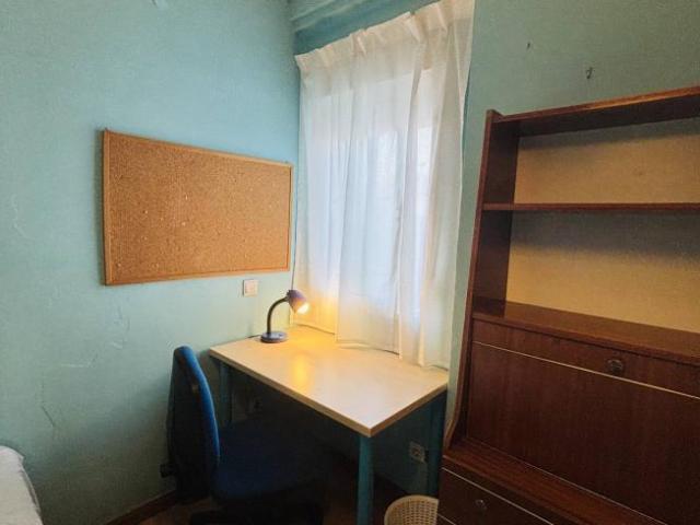 Habitación en alquiler en Alcalá De Henares, Madrid