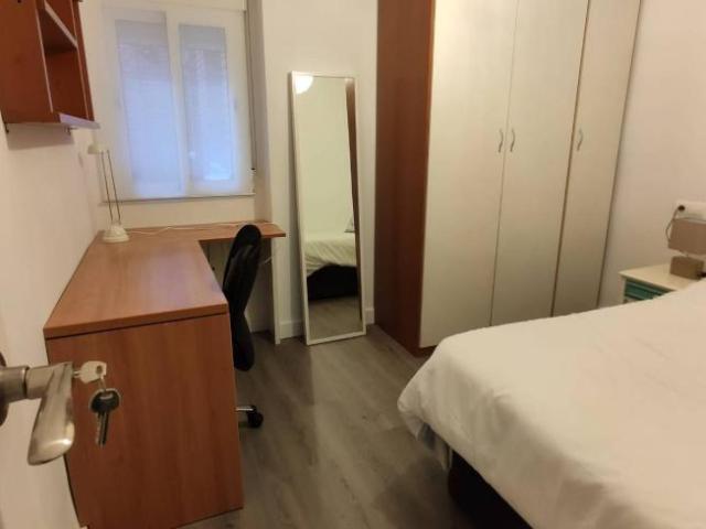 Habitación en alquiler en Alcalá De Henares, Madrid