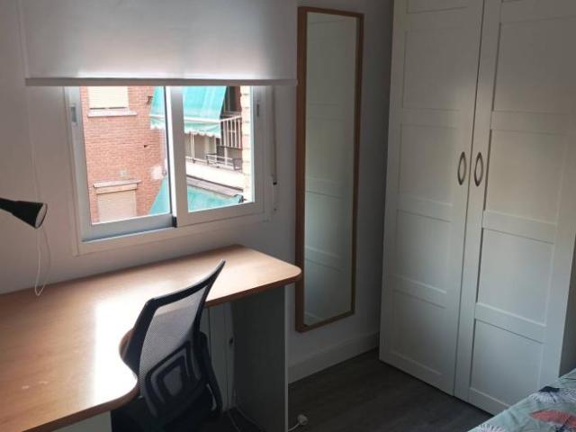 Habitación en alquiler en Alcalá De Henares, Madrid