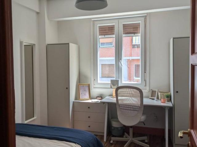 Habitación en alquiler en Bilbao la Vieja, Bilbao