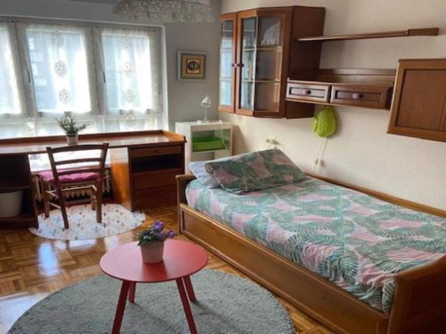 Habitación en alquiler en Oviedo, Asturias