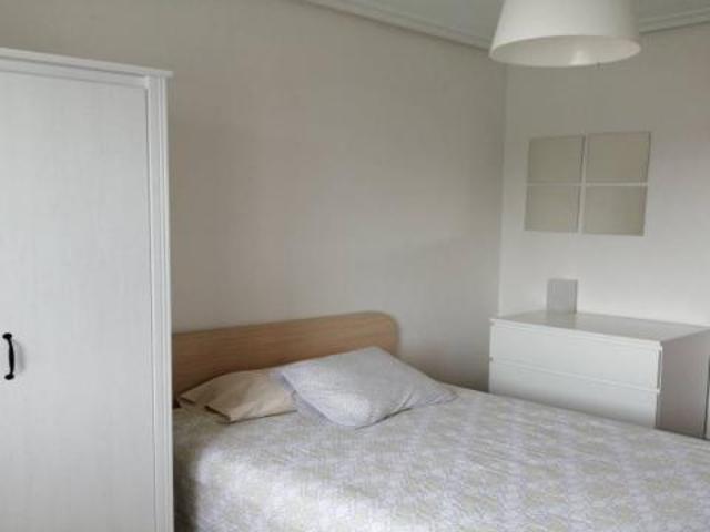 Habitación en alquiler en Iruñerria, Navarra