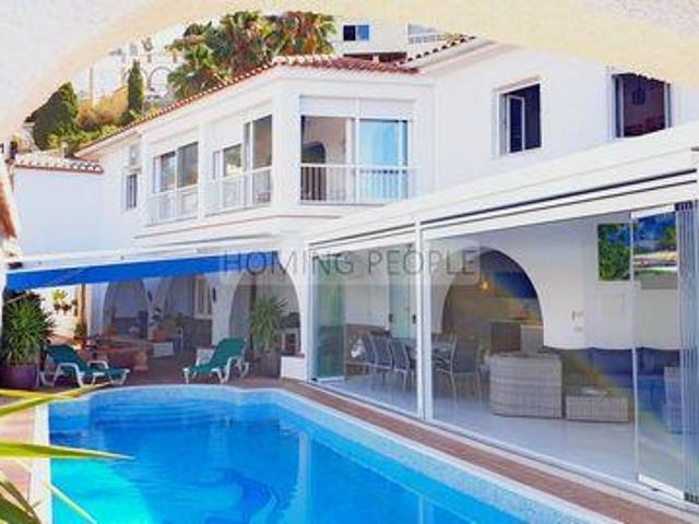 Villa en alquiler en Almuñécar
