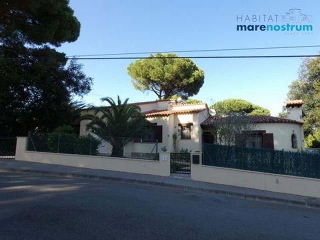 Villa en alquiler en Calonge