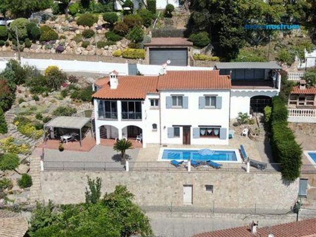 Villa en alquiler en Calonge