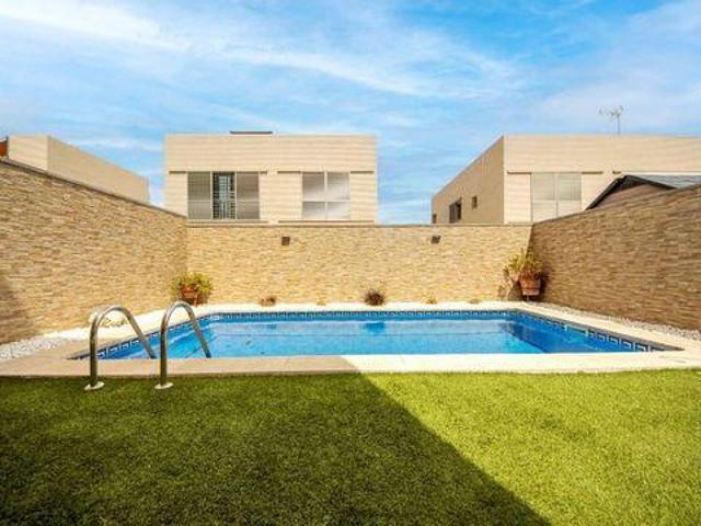 Chalet en alquiler en la Llosa, Baix Camp