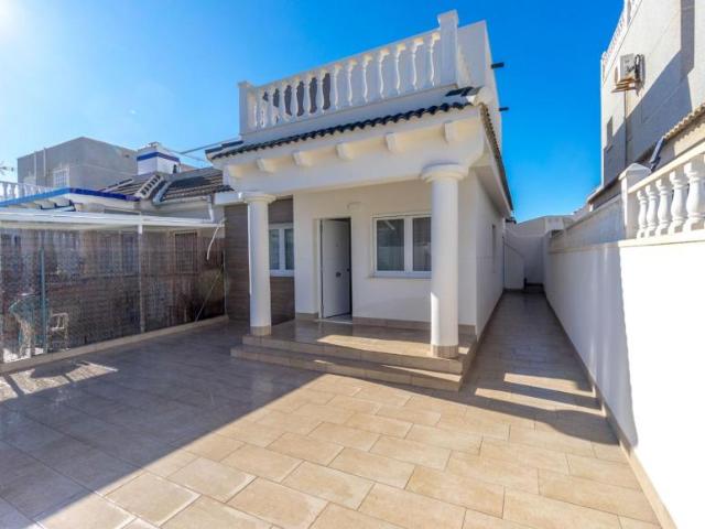 Chalet en alquiler en El Limonar, Torrevieja