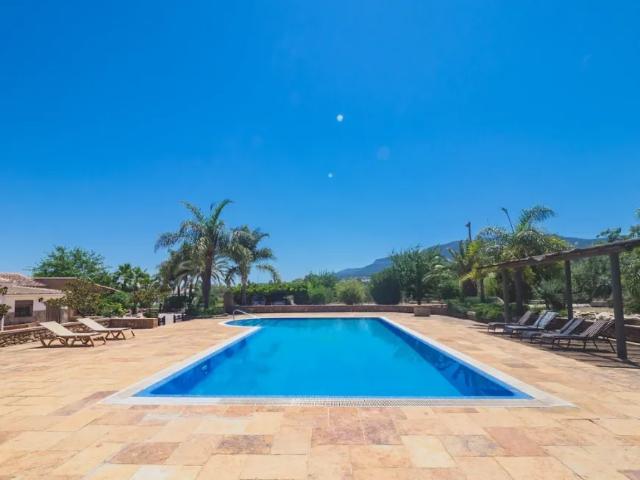 Apartamento en alquiler en El Rodeo, Coín