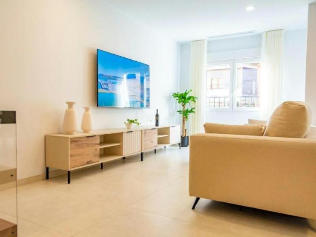 Apartamento en alquiler en Barri Port / Centro, la Marina Alta