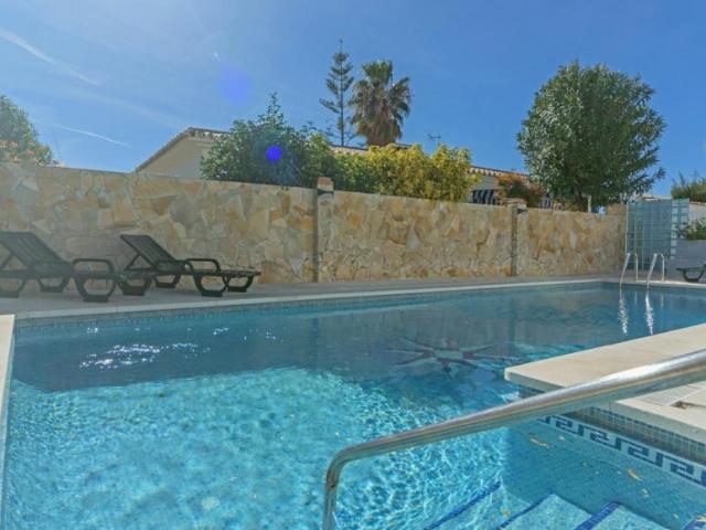 Casa en alquiler en Urbanización El Cañuelo, Vélez-málaga
