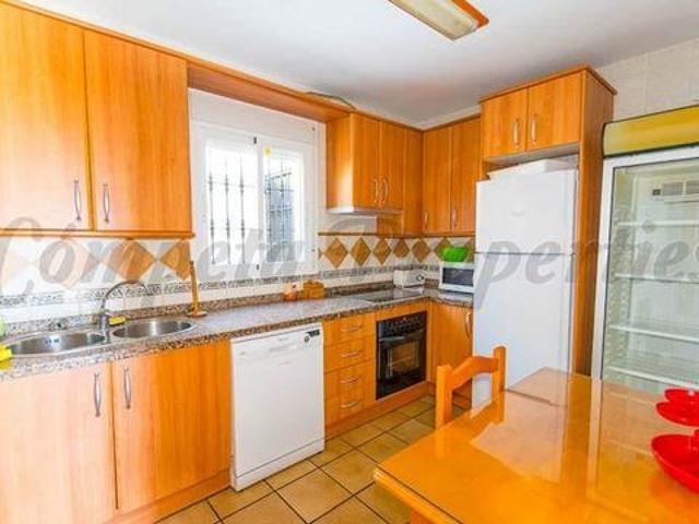 Villa en alquiler en Torrox, Torrox-Costa