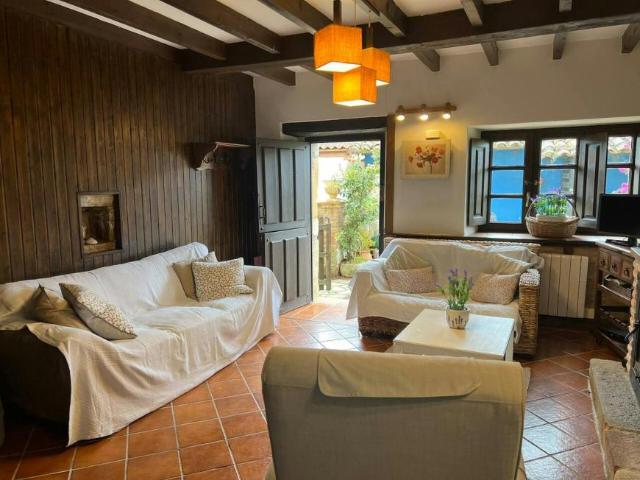Casa en alquiler en Tresgrandas, Llanes