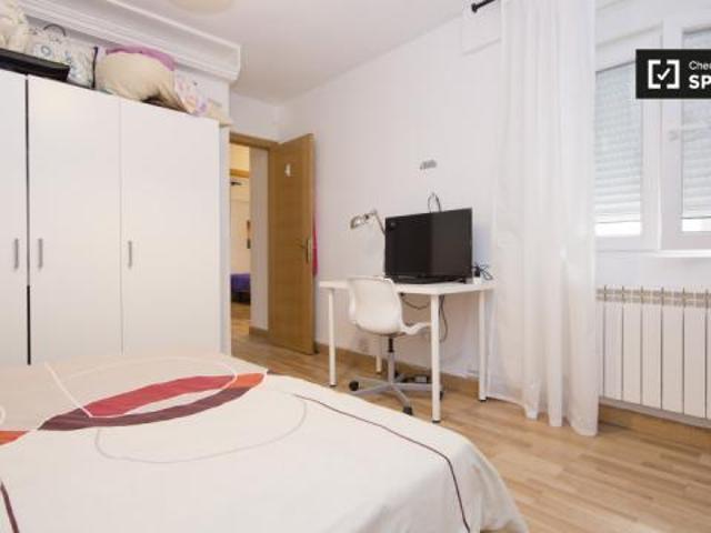 Habitación en alquiler en Alcalá De Henares, Madrid