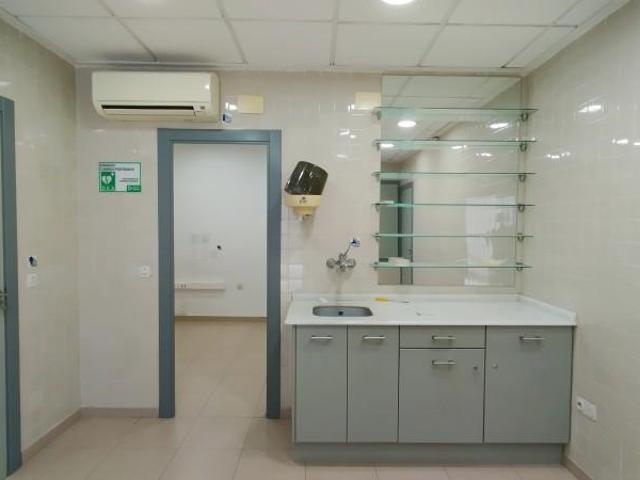 Local Comercial en alquiler en la Costera, Valencia