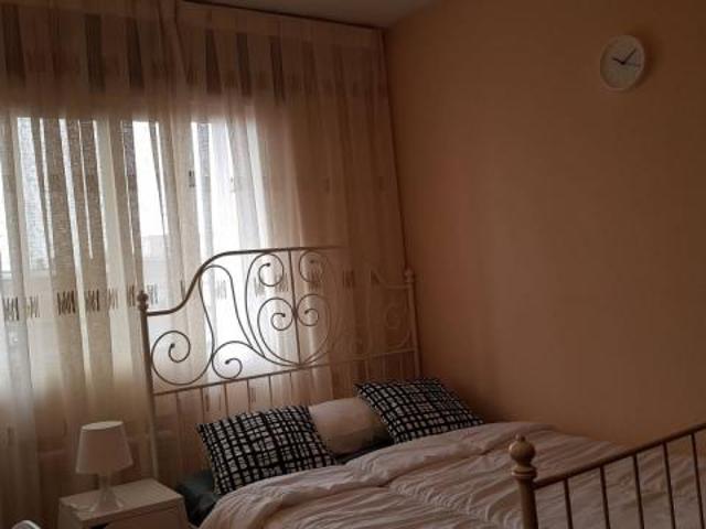Habitación en alquiler en Alcalá De Henares, Distrito V