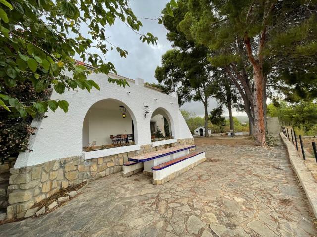 Casa en alquiler en Xirles, Polop