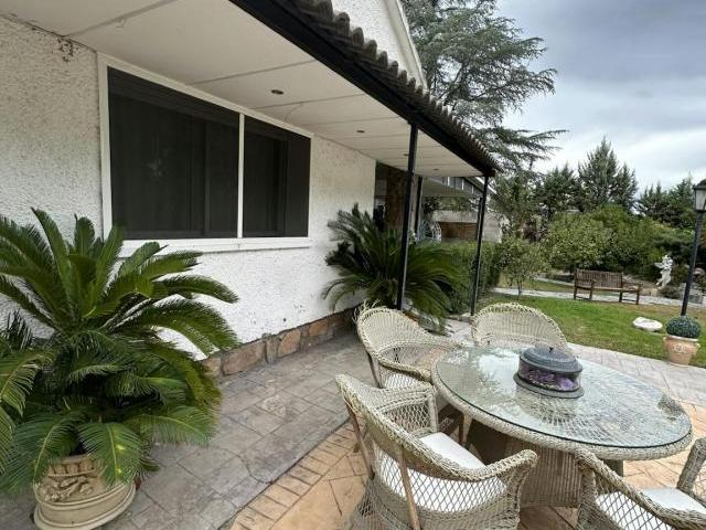 Casa en alquiler en El Bosque, Villaviciosa De Odón