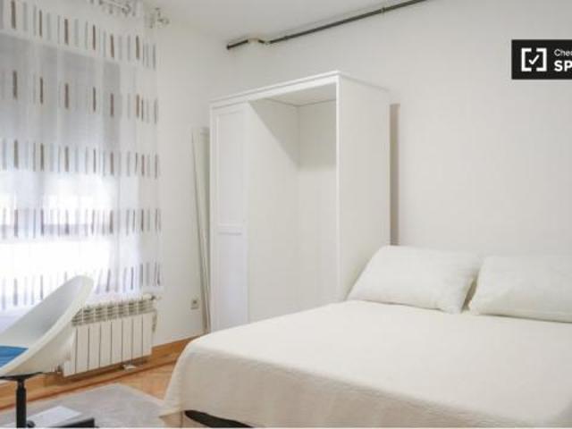 Habitación en alquiler en Medina-sidonia, Madrid