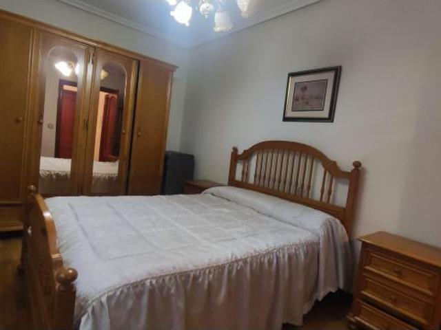 Piso en alquiler en El Corraón, Lena