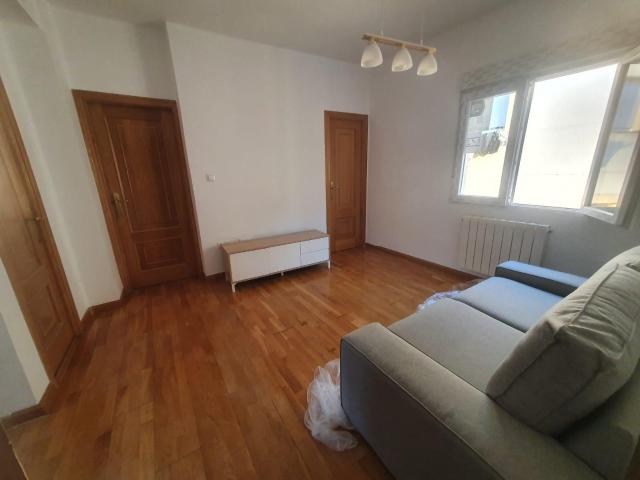 Apartamento en alquiler en Cacabelos Apartamento en alquiler en Cacabelos